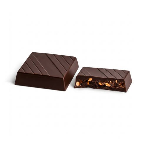 Dark Chocolate with Hazelnut Pieces